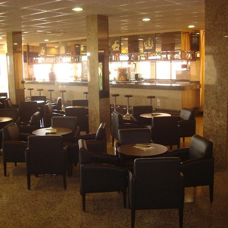 Hotel Univers Roses Luaran gambar