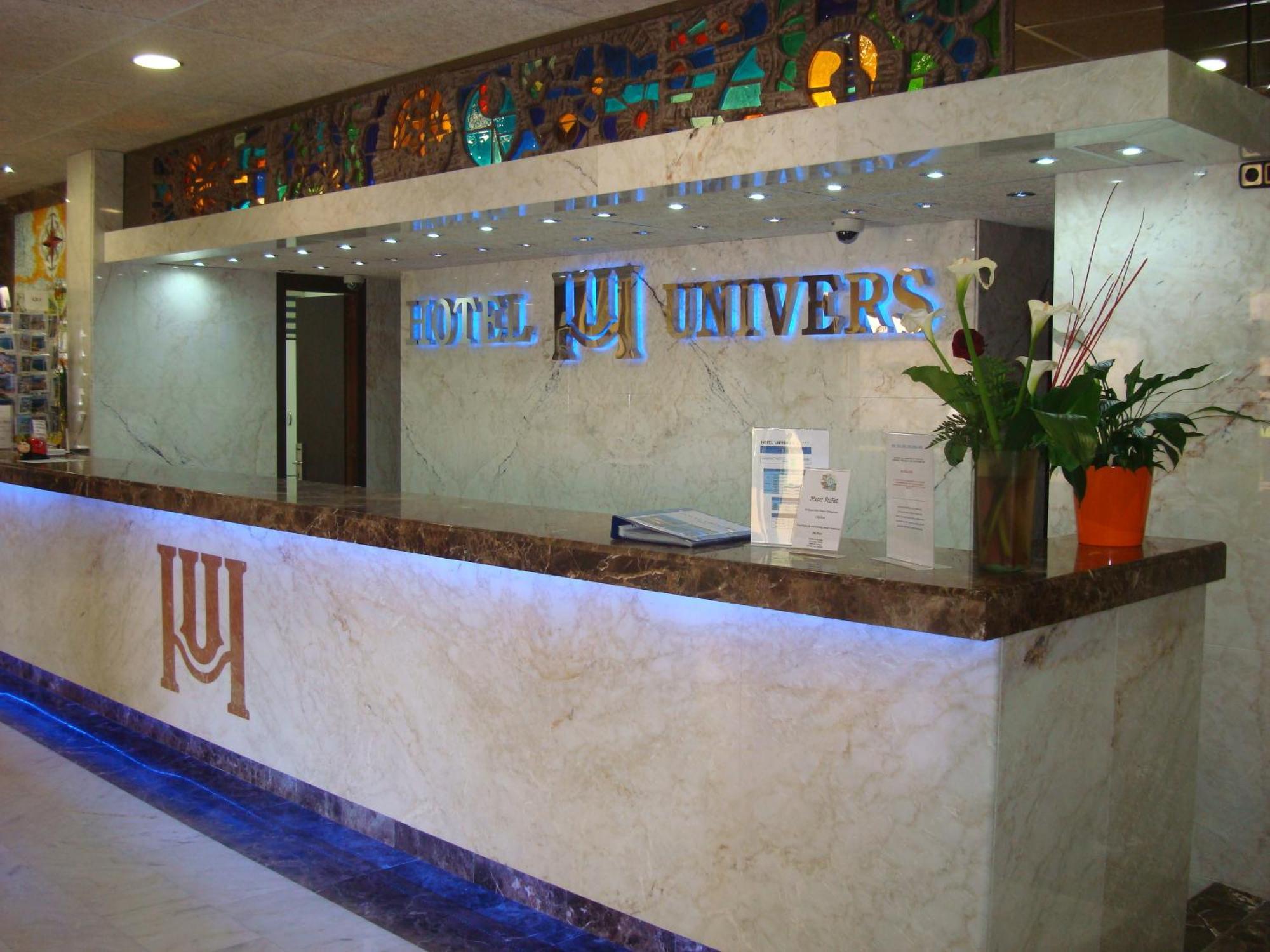 Hotel Univers Roses Luaran gambar